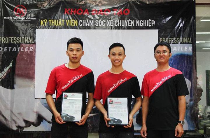 Học nghề chăm sóc xe hơi - Ô tô chuyên nghiệp tại TP.HCM Học nghề chăm sóc xe hơi - Ô tô chuyên nghiệp tại TP.HCM