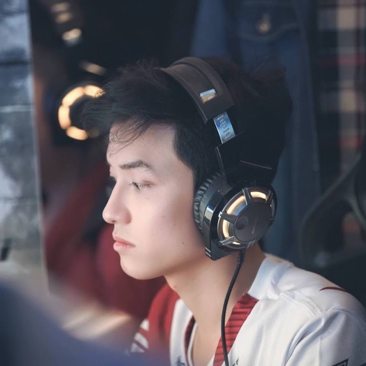 Ốc vô địch Một vài thông tin cơ bản về chàng Streamer mới nổi