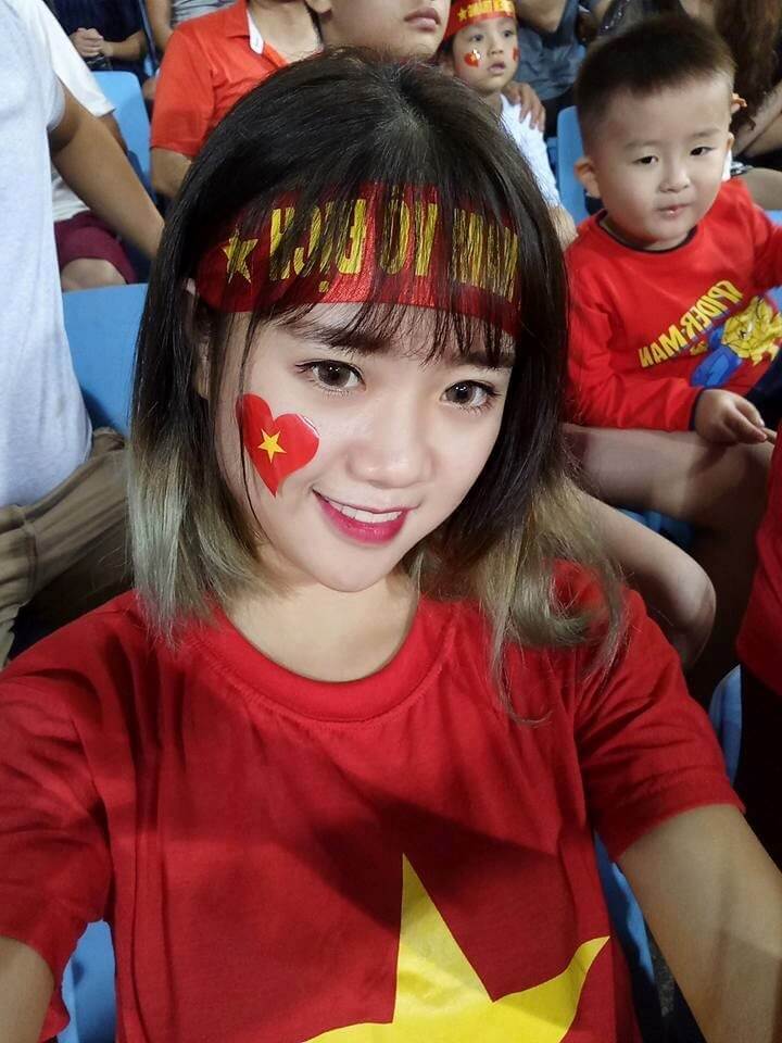 Hoa khôi giải bóng đá nữ sinh viên khu vực Hà Nội năm 2014