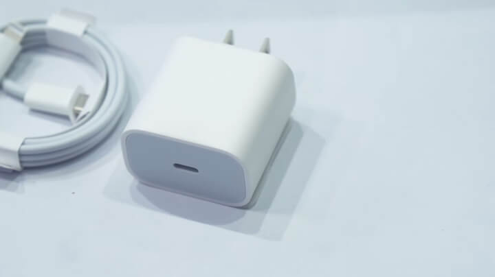 cục sạc 18W